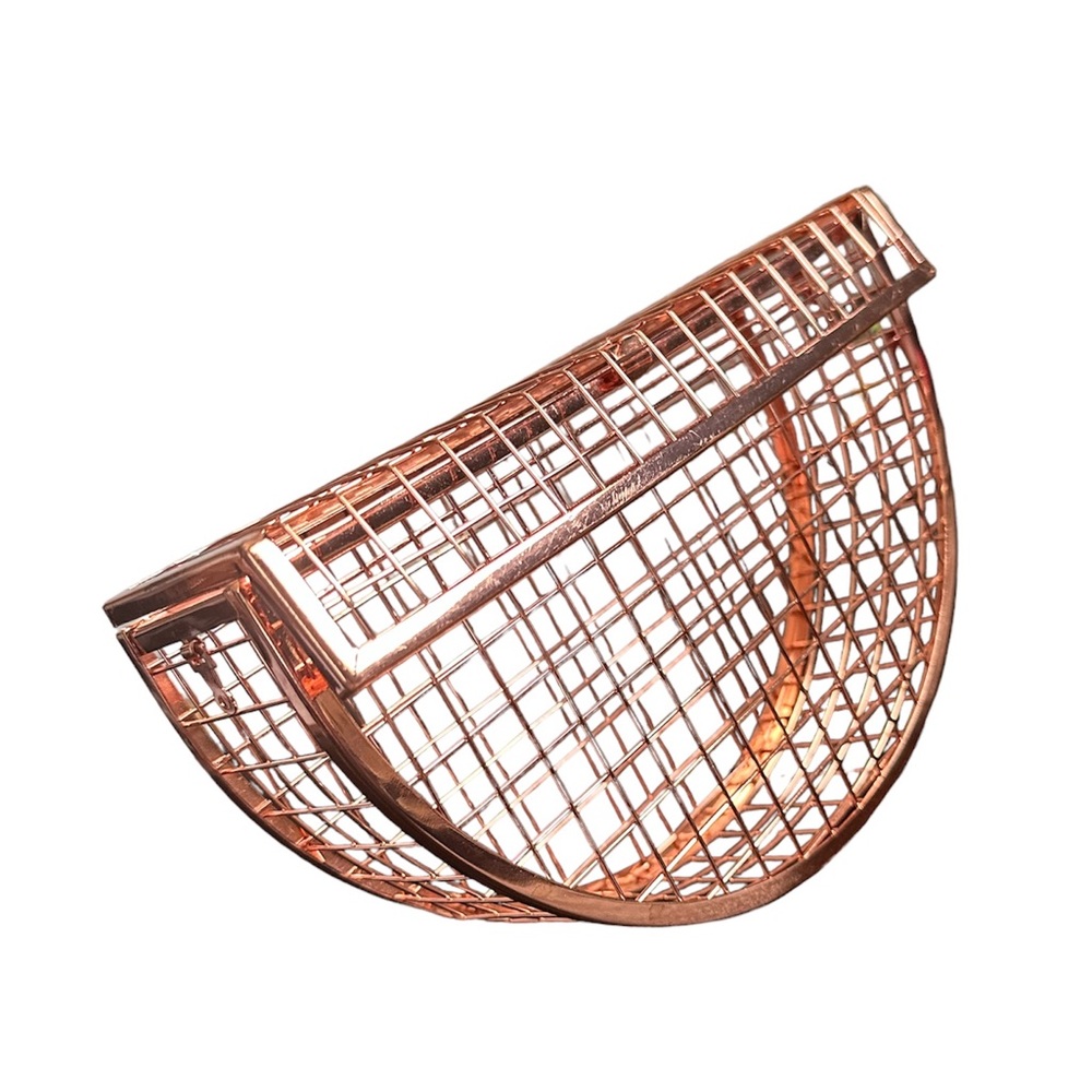 🖤S O L D🖤•rose gold basket clutch•